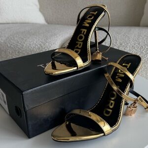 Gold Leather Pumps w/ Lock